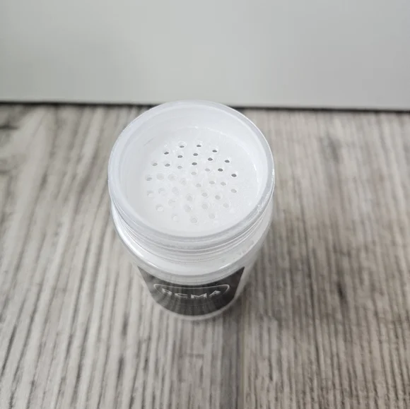 RCMA The Original No-Color Powder - Picture 5 of 6